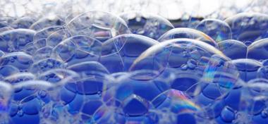 Financial bubbles